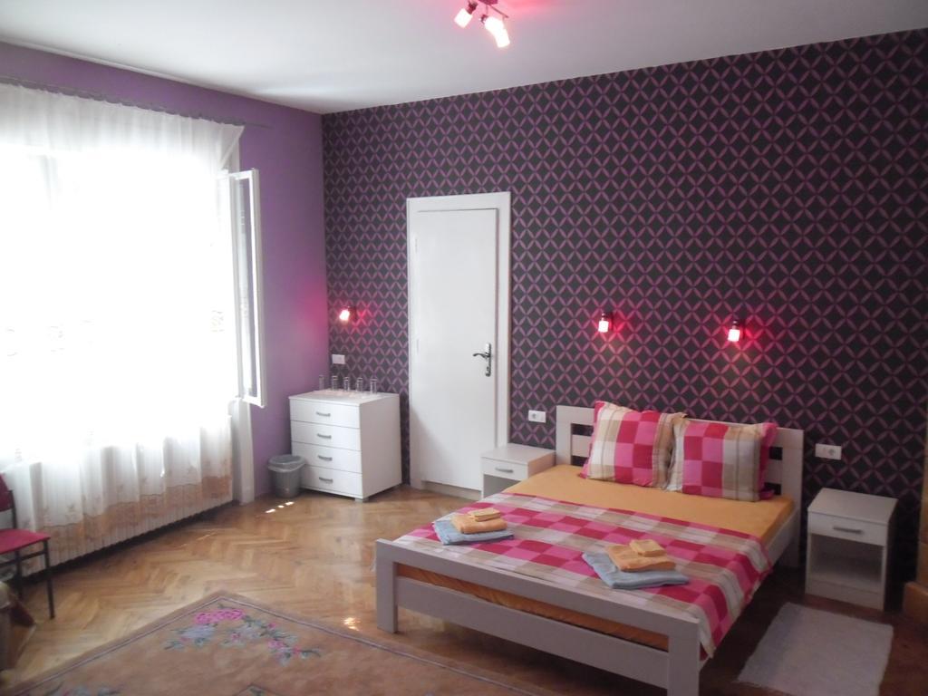 Family Top Rooms Bela Lada Sobe Novi Sad Ngoại thất bức ảnh